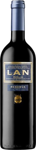 Aromas of juicy strawberries, cherries and blackberries, married with notes of vanilla and spices from oak ageing and with subtle earthy hints